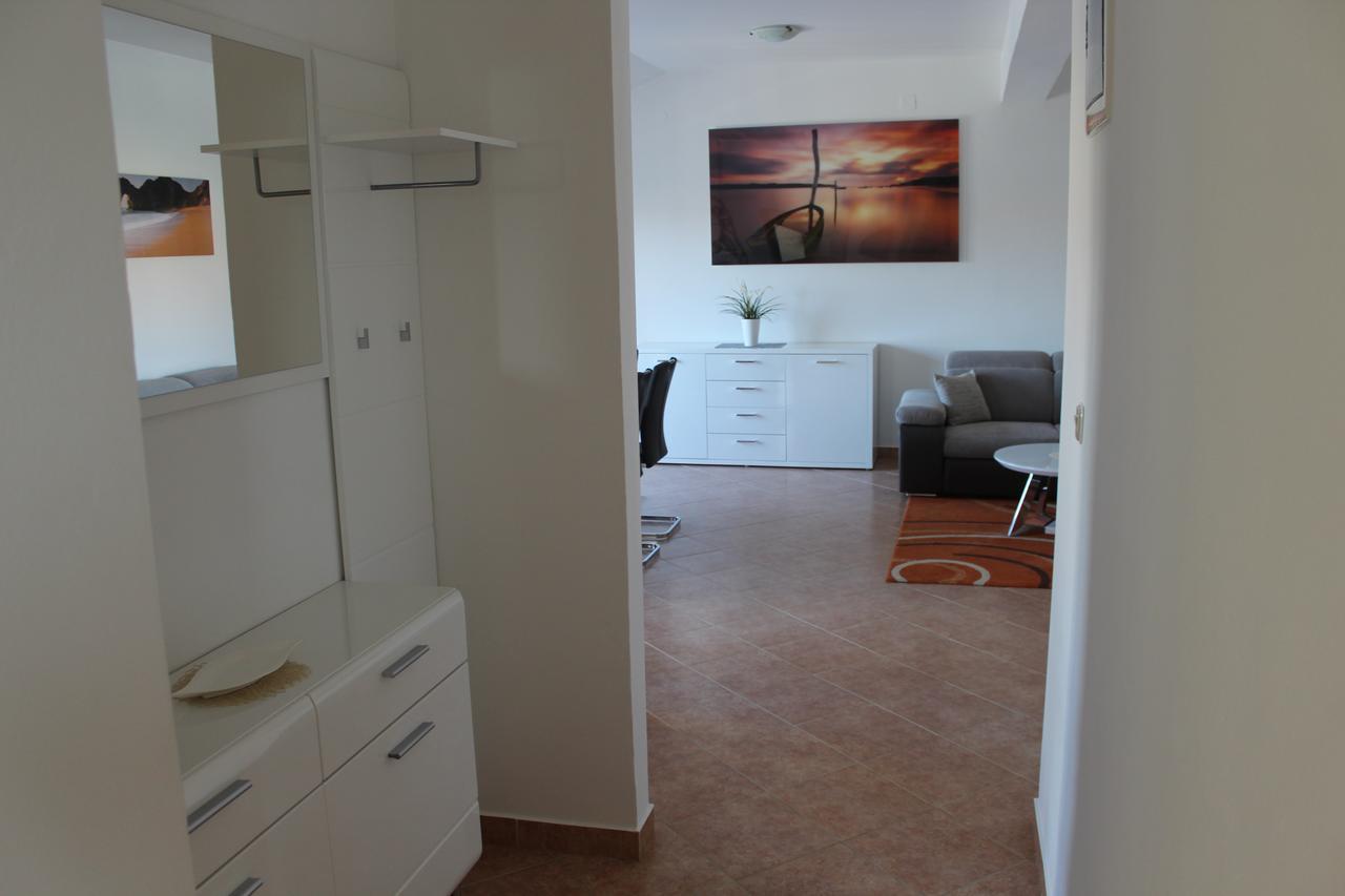 Apartments Saric ビオグラード・ナ・モル エクステリア 写真